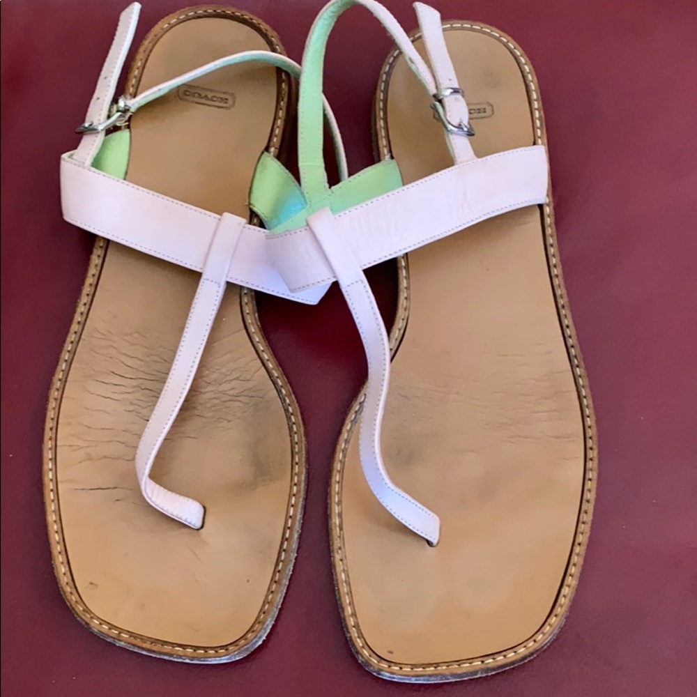 COACH PALE PINK T-STRAP FLAT LEATHER SANDALS SZ 8